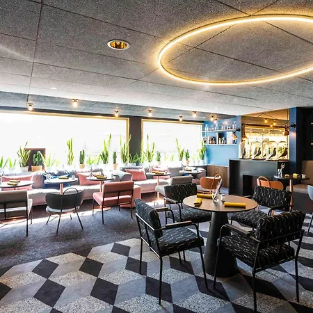 酒店 波尔多美居中心酒店 4*